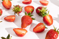 新鲜草莓水果实拍