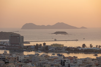 日出夕阳黎明前的海面意境