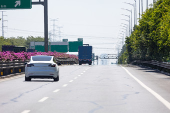 节假日车流高速路车辆<strong>交通运输</strong>