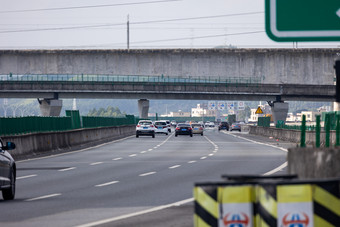 节假日车流高速路车辆<strong>交通运输</strong>