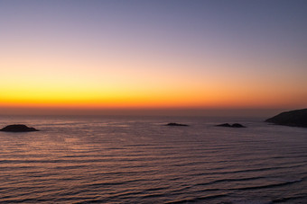 日出夕阳黎明前的海面意境