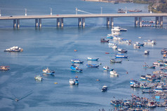 双月湾旅游海水海浪沙滩港湾船只