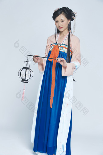 身穿古装的汉服女性人像汉服影棚拍摄