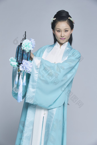 身穿古装的汉服女性人像汉服影棚拍摄