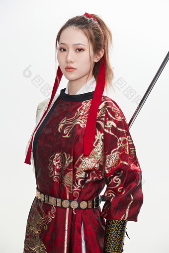 身穿武侠古风汉服英气十足的亚洲美女