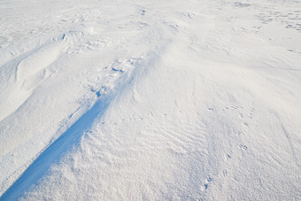 中国河北张家口沽源县天鹅湖冬季湖面雪景