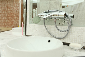 卫生间智能洁具马桶淋浴喷头水龙头