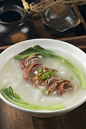 鲜鸡汤烧鹅煮<strong>肠粉</strong>