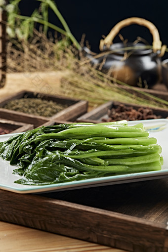 港式茶餐白灼菜心