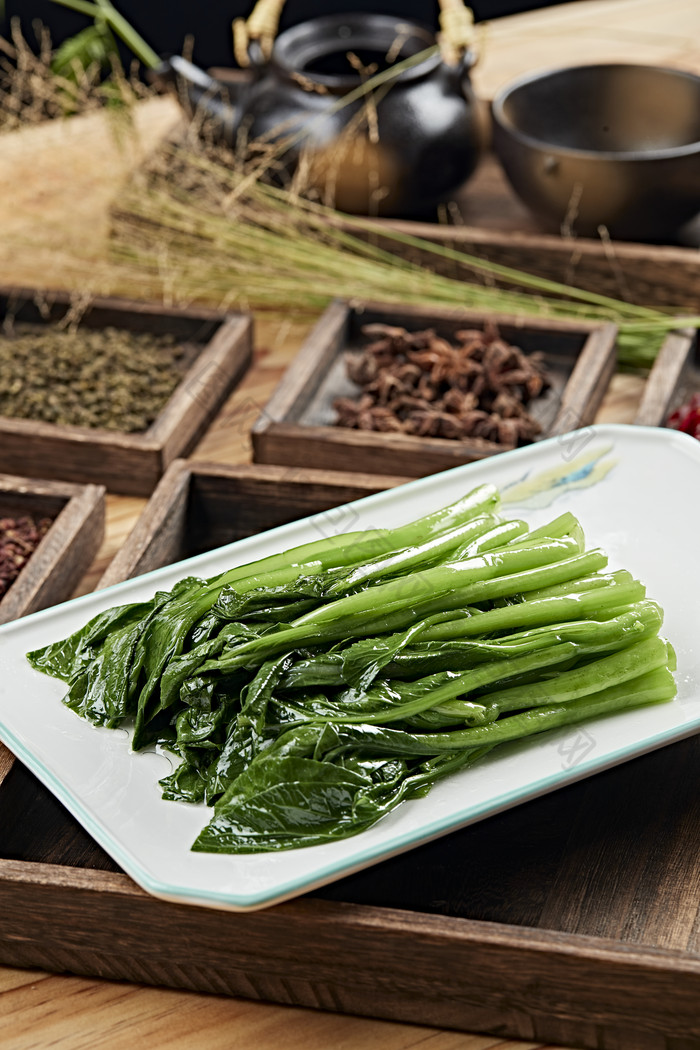 港式茶餐白灼菜心