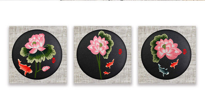 中国风刺绣荷花游鱼三联方形装饰画