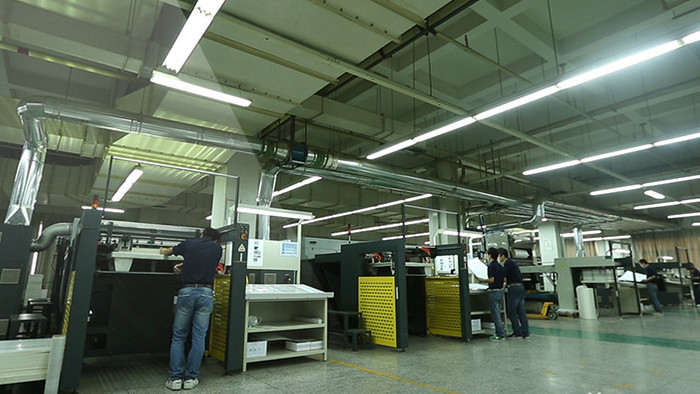 高清实拍印刷厂车间工作设备