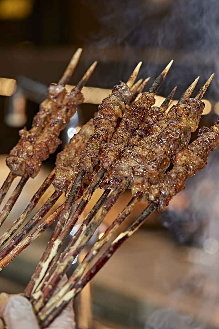 高档星级酒店自助餐的红柳现烤羊肉串