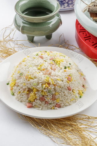 火腿青豆蛋炒饭<strong>扬州</strong>炒饭