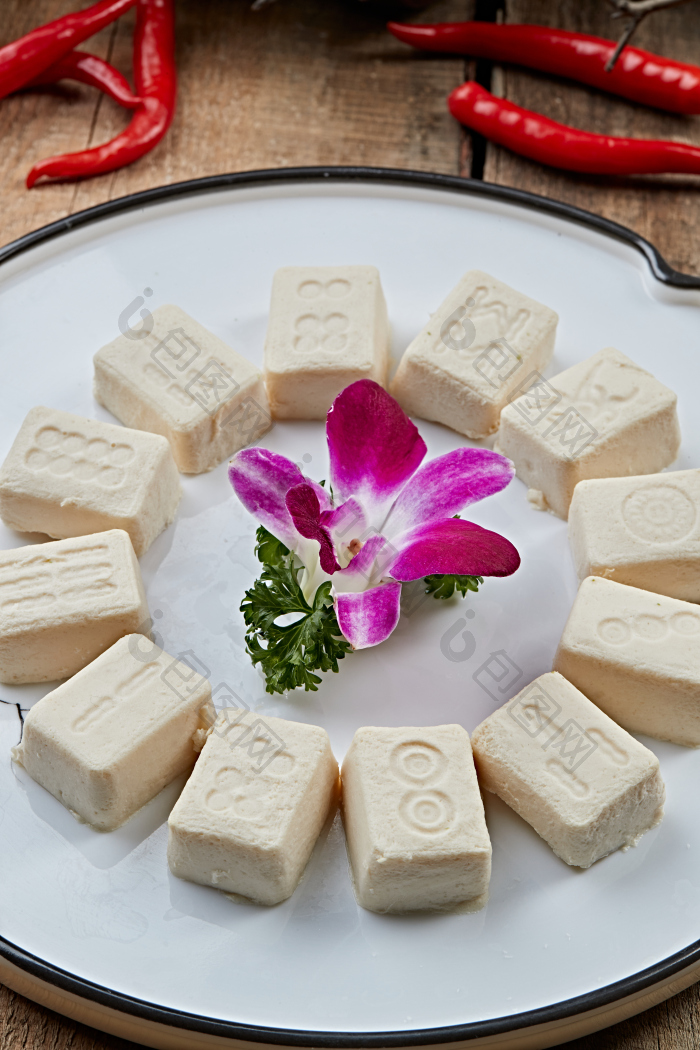 火锅食材麻将样式豆腐干图片-包图网企业站