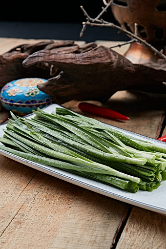 火锅涮肉食材鲜韭菜图片