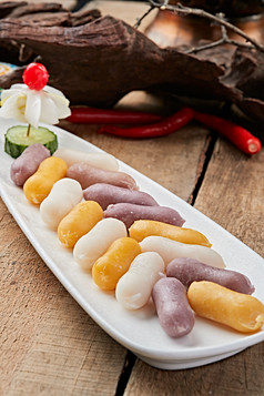 火锅食材彩色韩式年糕条