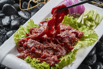 <strong>烤肉</strong>食材黑胡椒拌极品牛里脊肉