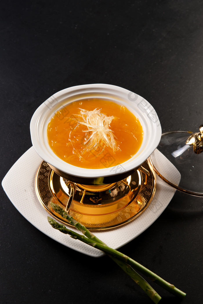 浓汤捞汁鱼翅海参炖雪蛤官燕浓汤捞汁鱼翅海参炖雪蛤官燕浓汤捞汁鱼翅