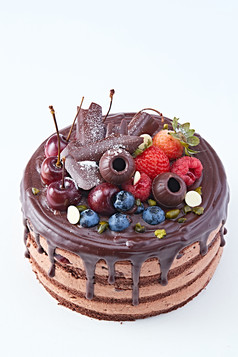 蓝莓草莓车厘子巧克力鲜奶慕斯生日蛋糕