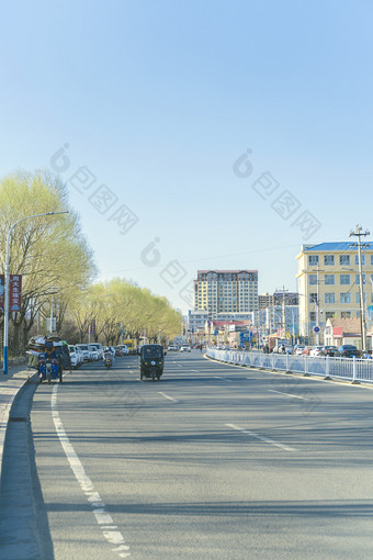 城镇街道<strong>清新</strong>夏日图片