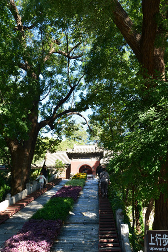 北京红螺寺景区的山门