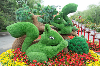 公园兔子景观造型