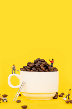 咖啡豆微缩创意图片