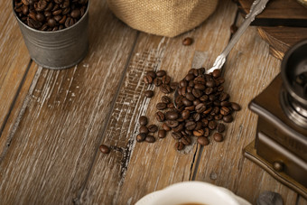 咖啡豆木桌背景