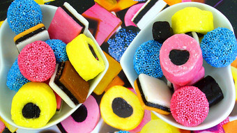 【夸张】图片_夸张素材下载