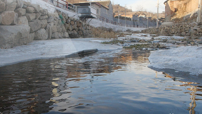 冬季小河流水乡村结冰200帧升格