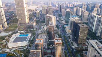郑州城市高楼建筑交通