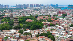 福建泉州古城开元寺全景