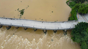 河流涨洪水<strong>洪涝灾害</strong>