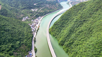 水上最美公路湖北新山