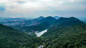 湖北黄冈东方山风景区东方天池