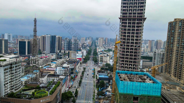 湖南岳阳巴陵中路交通