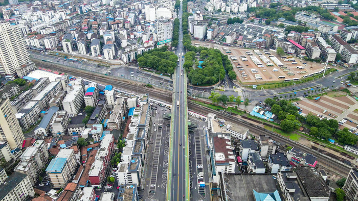 湖南岳阳城市交巴陵中路