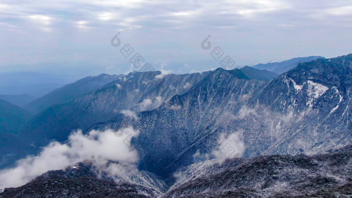 梵净山大山深处雪景