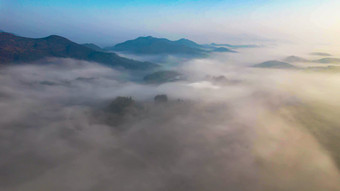 南方丘陵山川清晨迷雾日出云海