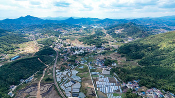 乡村振兴山川丘陵美丽乡村