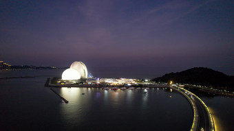 广东珠海日月贝大剧院夜景灯光航拍