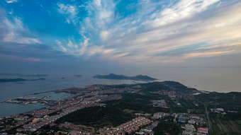 海上日出彩霞航拍山东长岛日出彩霞