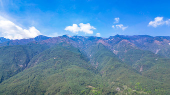 云南大理古镇苍山洱海蓝天白云旅游航拍