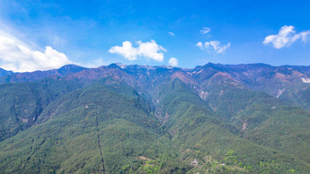 云南大理古镇苍山洱海蓝天白云旅游航拍