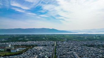 云南大理古镇苍山洱海蓝天白云旅游航拍