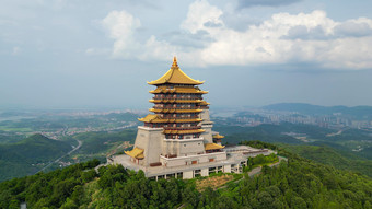 航拍湖北黄石东方山风景区东昌阁