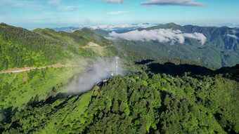 航拍湖北神农顶景区华中第一哨迷雾