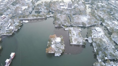 航拍山东济南大明湖景区冬季雪景