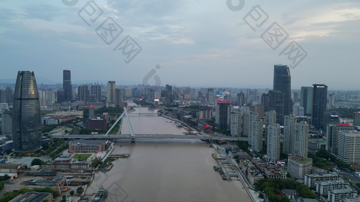 航拍浙江宁波城市风光甬江图片-包图网企业站